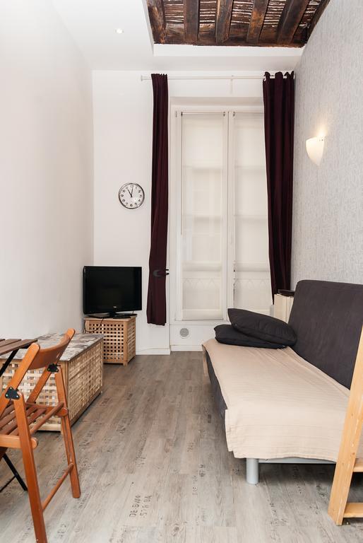 Studio Petit Pompidou Paris Quarto foto
